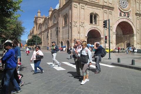 Reactivación del turismo con paquetes que incluyen ruta aérea Manta-Cuenca   