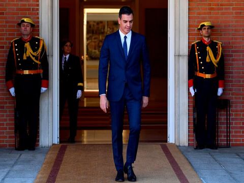 España vive un ‘plató’ electoral desconocido