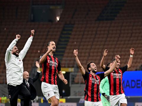 Doblete de Zlatan Ibrahimovic le da la victoria al AC Milan en el derbi della madonnina