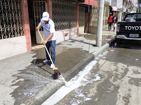 Malestar por corte de agua en zona del sur de Guayaquil