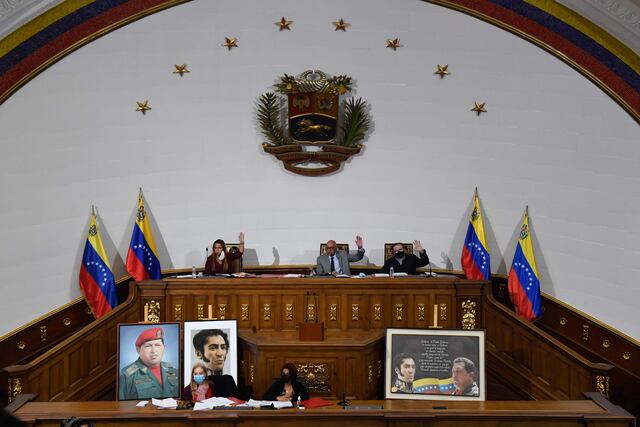 Nuevo parlamento de Venezuela crea comisión para investigar "crímenes" de opositores; entre esos a Juan Guaidó