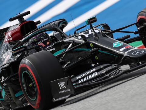 Hamilton avisa en libres del GP de Austria: Es genial estar de vuelta, pasó mucho tiempo