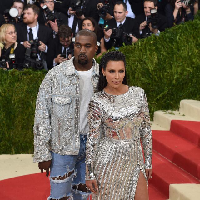 La razón por la que Kim Kardashian aún no ha solicitado de manera oficial el divorcio a Kanye West