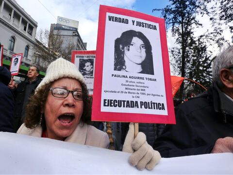 Exjefe militar chileno va a juicio por torturas durante la dictadura de Pinochet