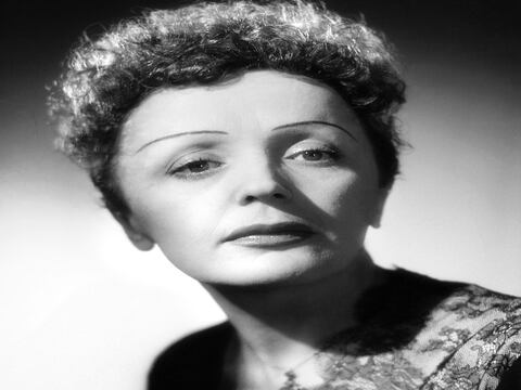 Biografía de Edith Piaf desmiente varios mitos