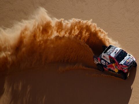 Cuarta etapa del Rally Dakar llegó a Riad; Sebastián Guayasamín reenganchó y sigue en competencia