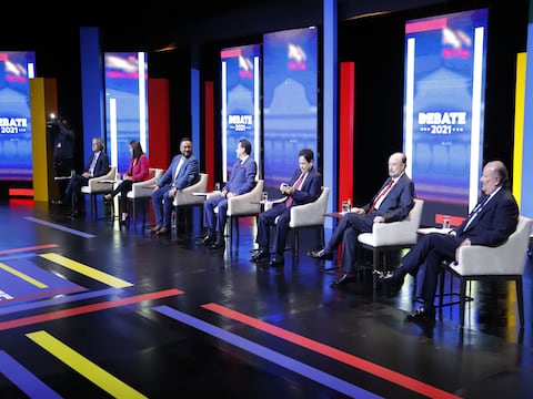 Debate presidencial: reformas para transparentar la contratación pública y combatir la corrupción fue la propuesta coincidente entre los candidatos