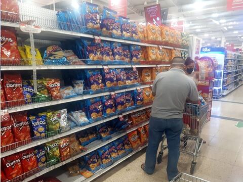 Condimentos, postres y comida rápida, entre los productos de mayor consumo poscuarentena en Ecuador