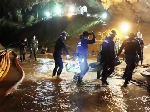 Así fue cómo los niños quedaron encerrados en una cueva de Tailandia (y cómo los encontraron)