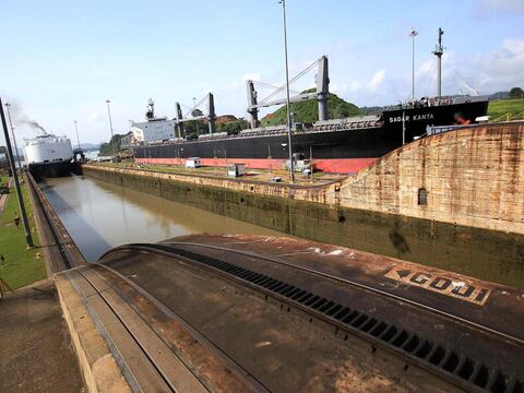 El canal de Panamá cumple 99 años con nuevos retos