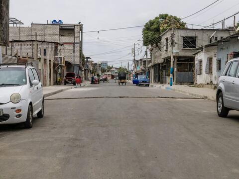 Mejora vial en las calles del Guasmo