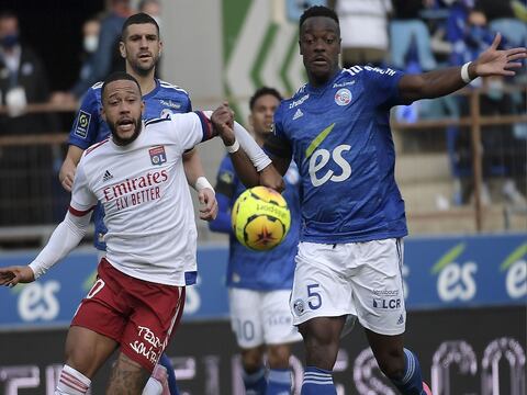 Lyon pasa un susto ante el Estrasburgo luego que ganaba cómodo por 3-0