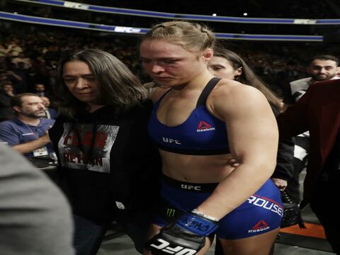 Dana White: "Creo que Ronda Rousey está acabada en UFC"