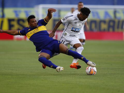 La polémica en Boca Juniors vs. Santos FC: ¿fue penal en contra de Marinho?