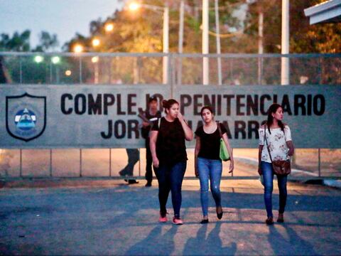 Gobierno de Nicaragua libera presos políticos antes de diálogo con oposición