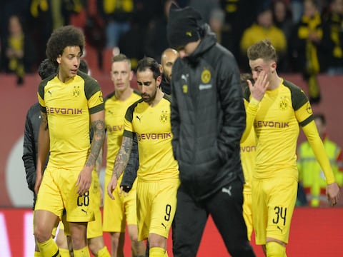 Borussia Dortmund empata y pone en riesgo el primer lugar de la Bundesliga