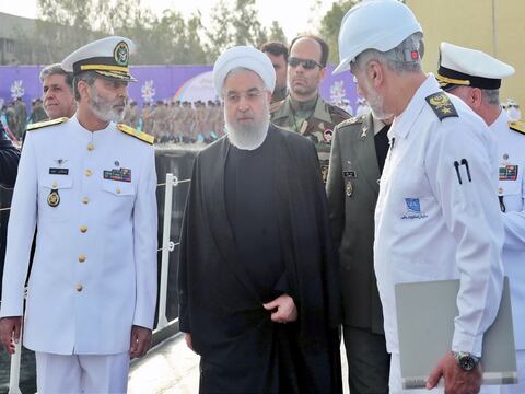Irán presenta nuevo submarino capaz de lanzar misiles de crucero