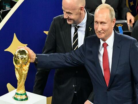 Presidente ruso Vladimir Putin tuvo éxito en su campaña de seducción con el Mundial