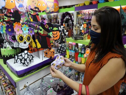 Más comercios se enganchan este año a Halloween para salir del 'horror' de la crisis económica