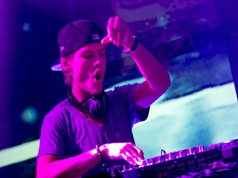 Los DJ reinventan el trabajo de Avicii   
