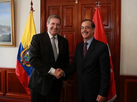 Un convenio bilateral de inversiones interesa a Ecuador y Suiza 