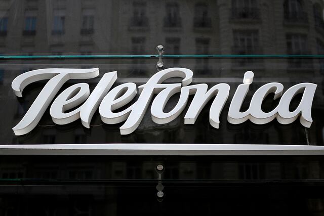 Telefónica vende sus torres en Europa y América Latina por 9.400 millones de dólares