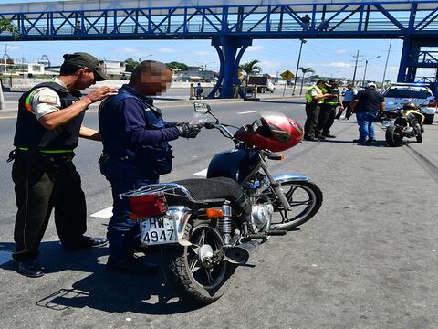 En ordenanza propuesta por motos que circulan en Guayaquil se establecen multas