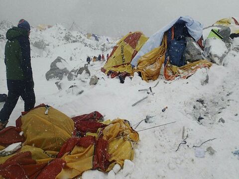 'El monte Everest, el basurero más alto del mundo'