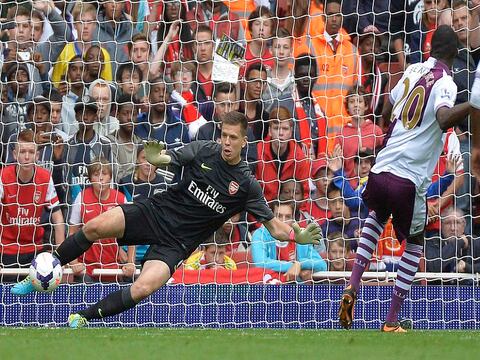 Aston Villa sorprende 3-1 al Arsenal en el inicio de la Premier League  