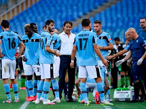 Lazio perdió 1-2 con el Sassuolo y se distanció de la lucha por el título