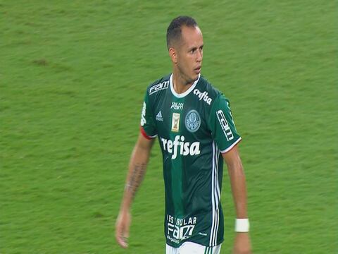 Alejandro Guerra del Palmeiras regresó a Brasil por accidente de su hijo