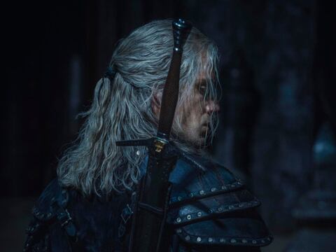 Henry Cavill luce nueva armadura para la segunda temporada de ‘The Witcher’ 