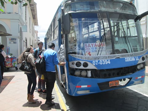 Cuenca aprueba ordenanza para incrementar el pasaje en buses urbanos