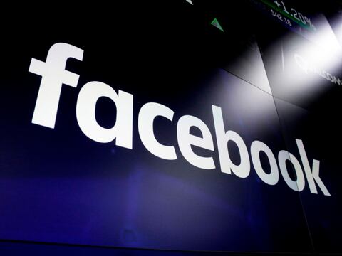 Facebook anunció que no permitirá que se niegue el Holocausto Judío