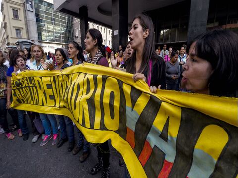 Oposición de Venezuela afirma que se han validado unas 400 mil firmas para activar referendo