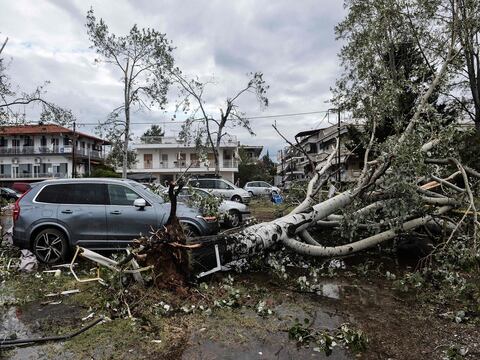 Grecia: Tornados ocasionan la muerte de 7 personas y graves destrozos
