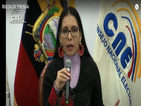 Presidenta del CNE pide análisis jurídico sobre participación de Rafael Correa en propaganda electoral de UNES