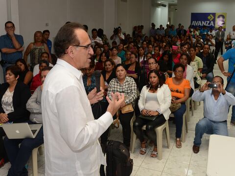 Exministro Ramiro González inició gira por el país