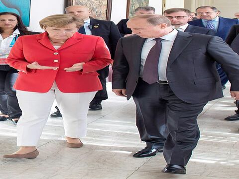 Ucrania preocupa a Merkel y Putin