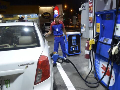 Precio de gasolina extra y eco continúa en $1,75; diésel sube $0,039 