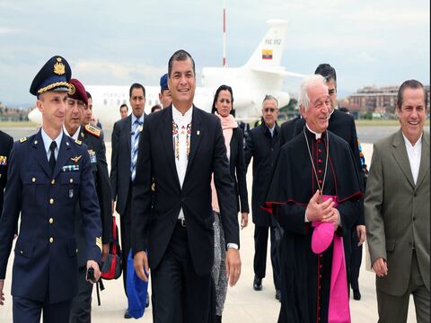 Rafael Correa en Italia para entrevistarse con el papa Francisco
