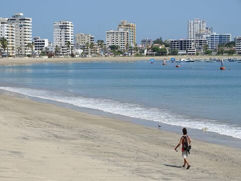 Desde el 22 de julio las playas de Ecuador podrán recibir a bañistas