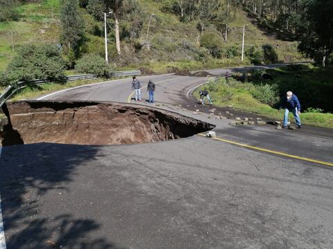 Además de la nevada, las lluvias causaron daños en el agro y vías de Tungurahua