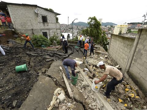 A siete aumenta el número de familias afectadas por deslizamiento en Mapasingue