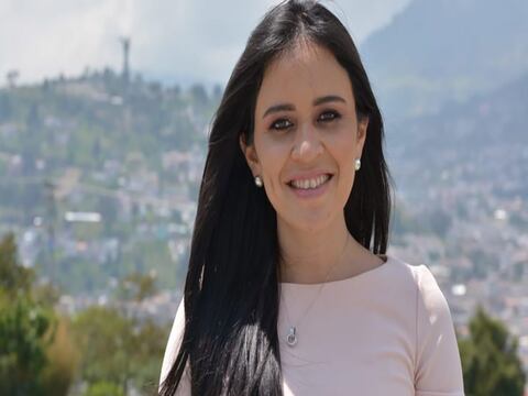 Designan a Andrea Flores como la nueva gerenta general del Metro de Quito
