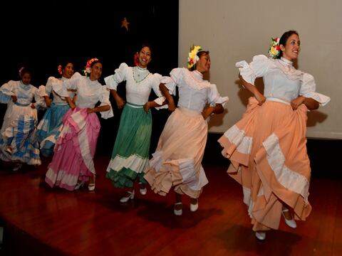 ‘Son Guayaquil’, danzas y poesías del ayer se verán mañana en esta ciudad