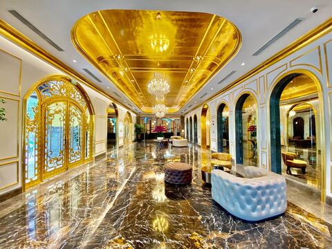 Vietnam estrena hotel con nombre de dulce y bañado en oro que espera visitantes pese a la pandemia del coronavirus