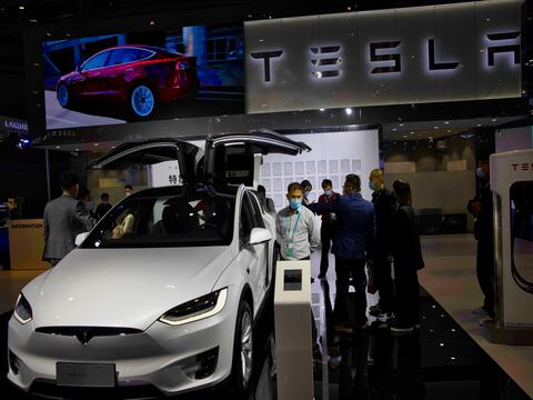 Tesla reveló que durante el 2020 produjo más de medio millón de vehículos