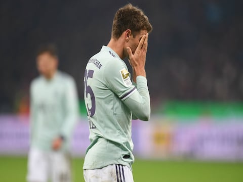 Bayern tropieza en Leverkusen y Dortmund le saca 7 puntos de ventaja