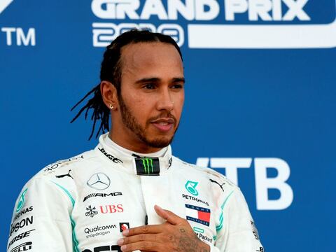 Los pilotos de F1 analizan arrodillarse antes de correr para protestar por racismo